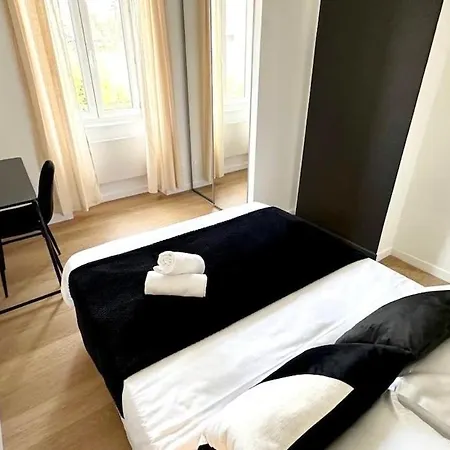 Emile - 1 Bedroom - Pierre Benite Apartment